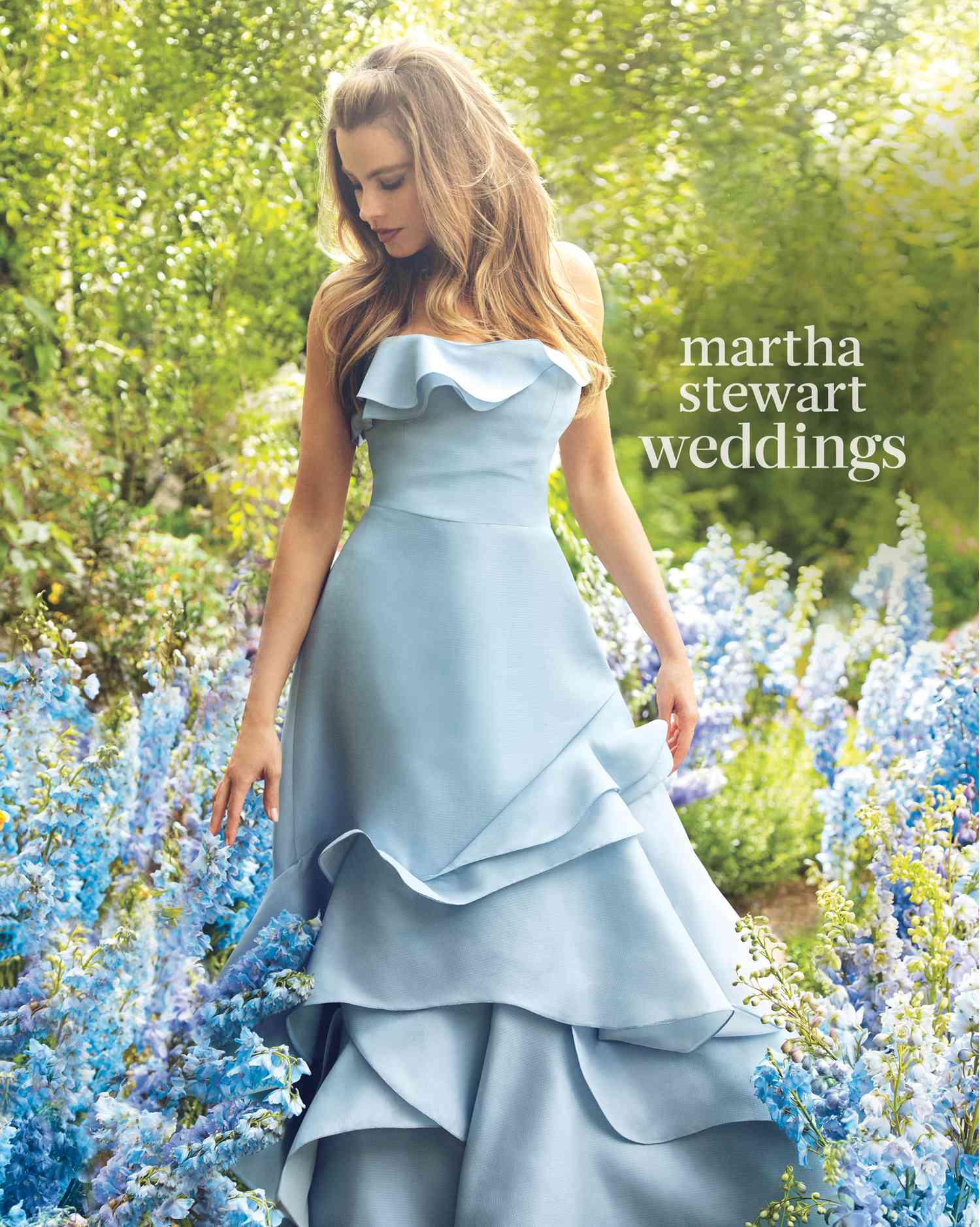 sofia-vergara-m04-blue-bridal-gown-018v2-d112252-vert-0815.jpg