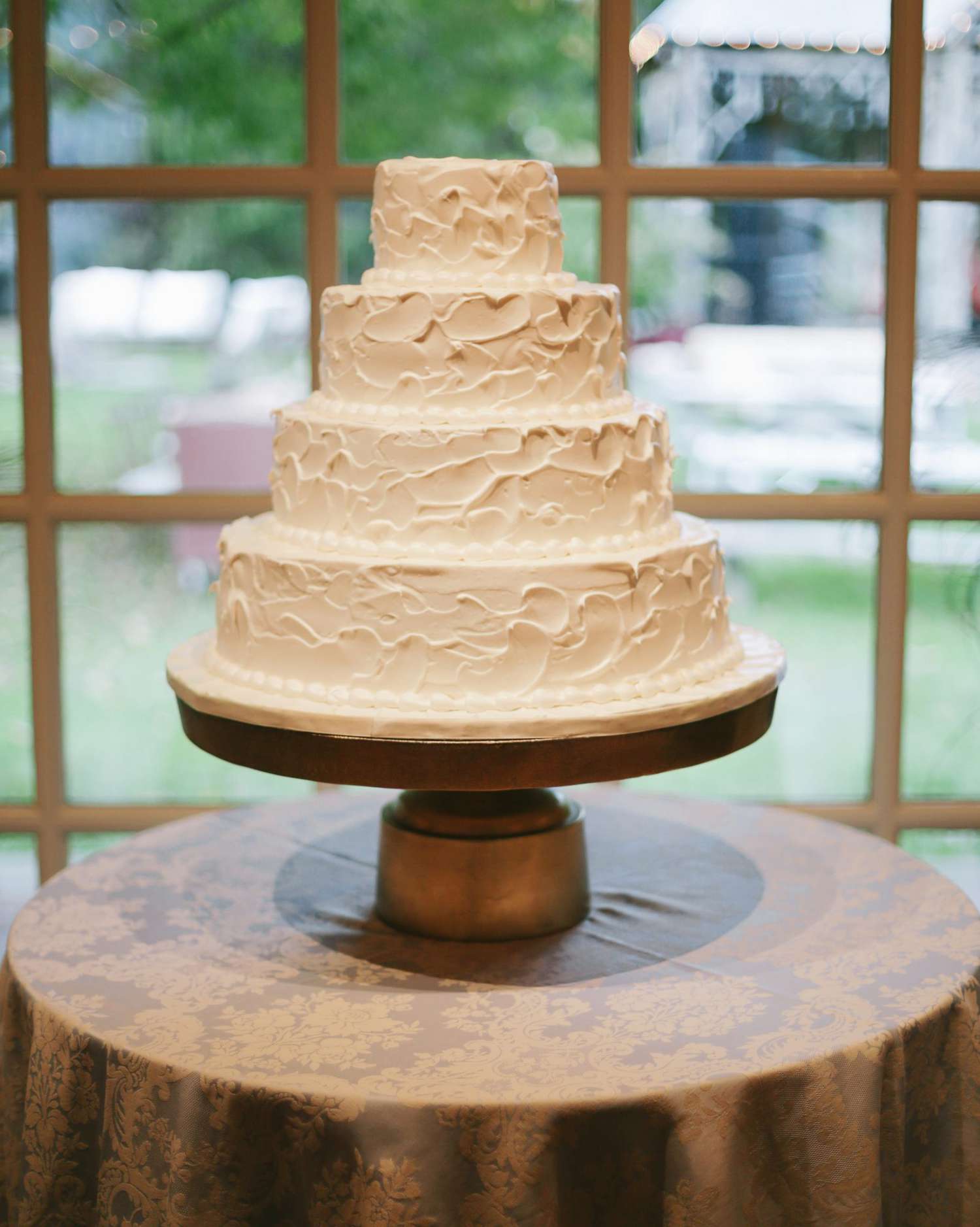 Basic Wedding Cake
