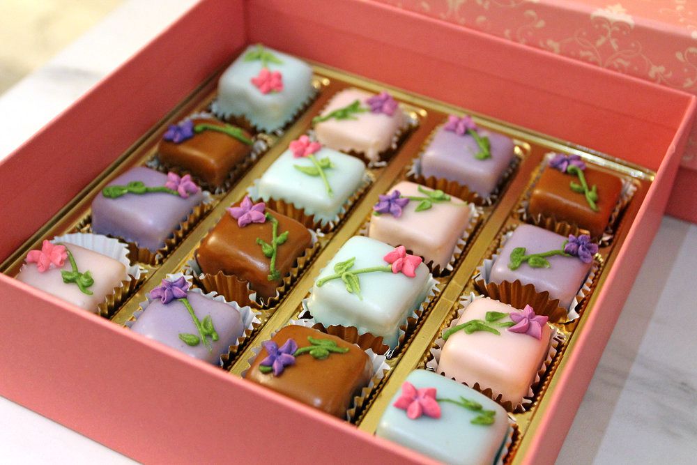 hostess gift guide petit fours