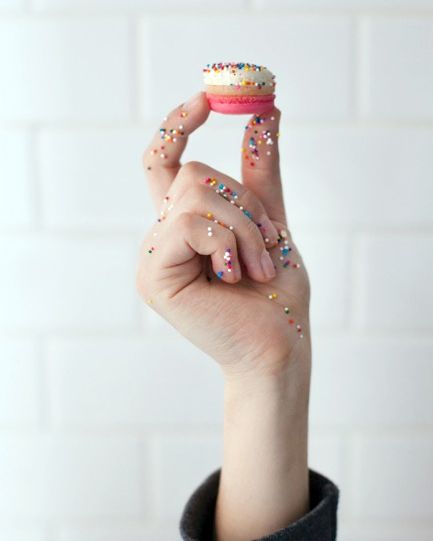 darcy-diary-baked-by-melissa-macaroon-sprinkles-on-hand-0216.jpg