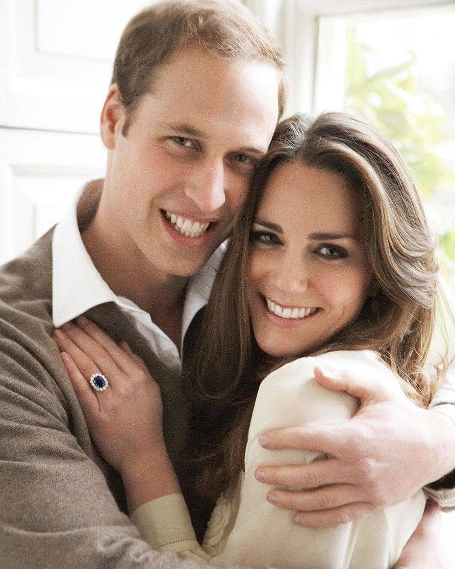 prince william duchess kate engagement photo