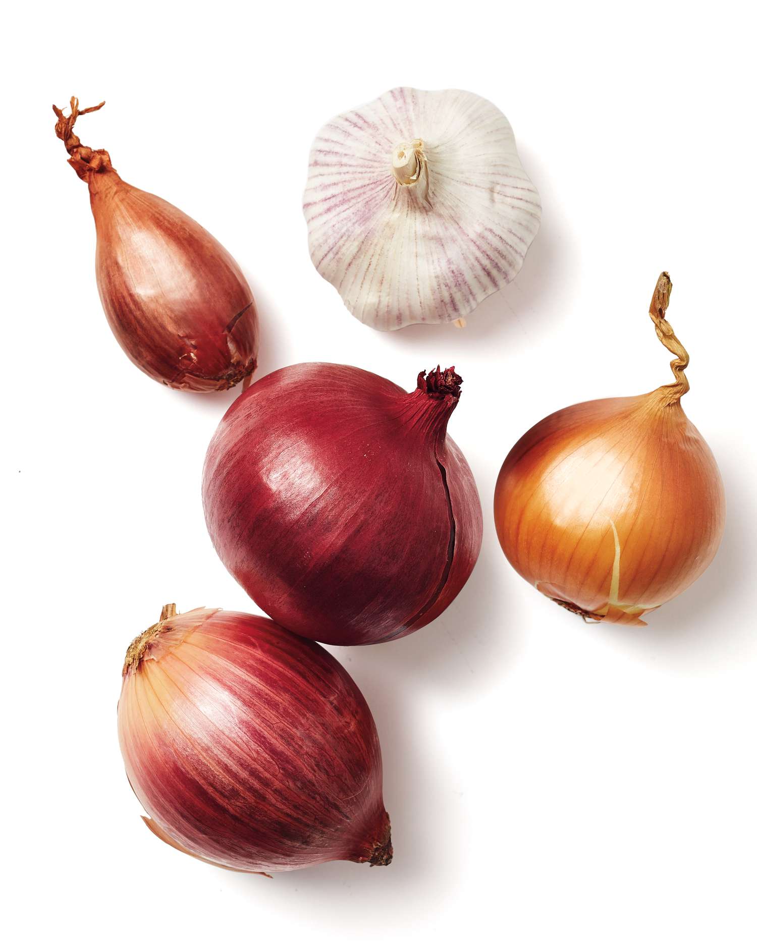 produce-onion-garlic-shallot-silo-131-d111919.jpg