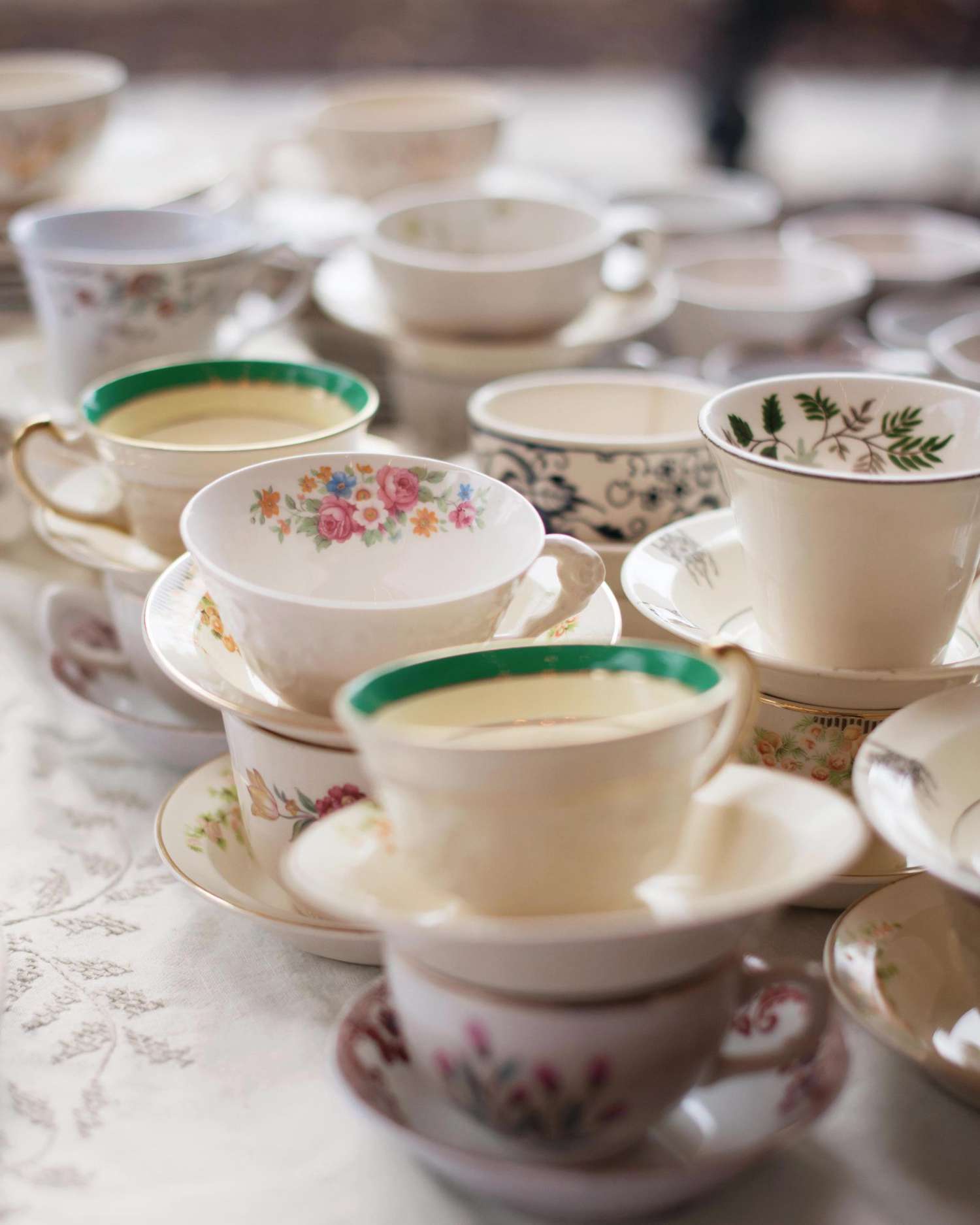 stephanie-mike-wedding-north-carolina-coffee-vintage-teacups-saucers-324-s112980.jpg