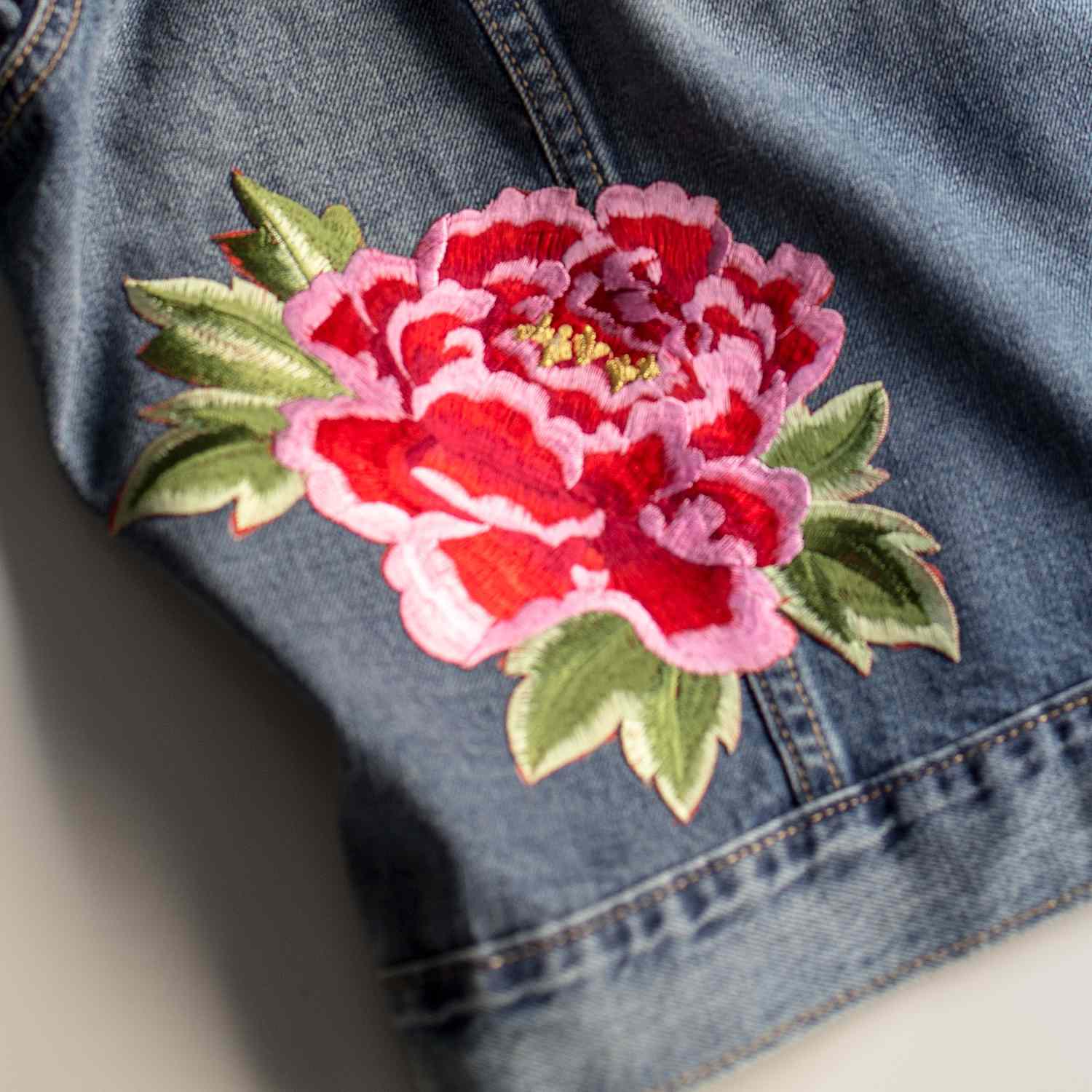 embroidered-jean-jacket-9222-2.jpg (skyword:334777)