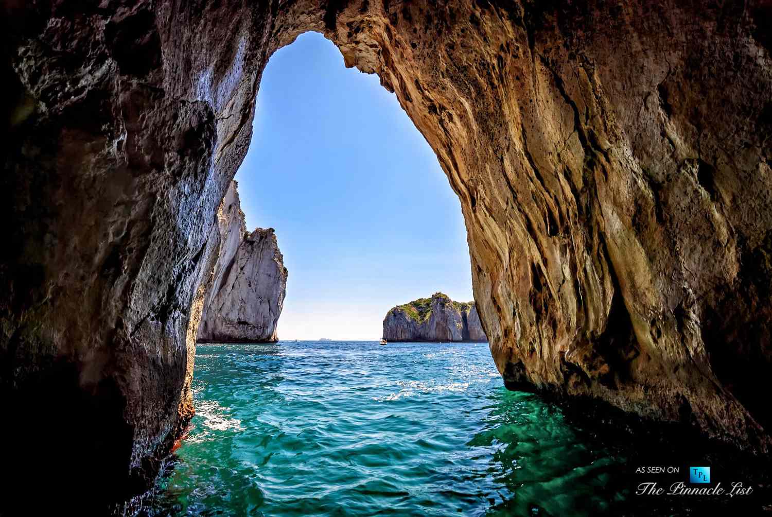 most romantic place italy blue grotto capri