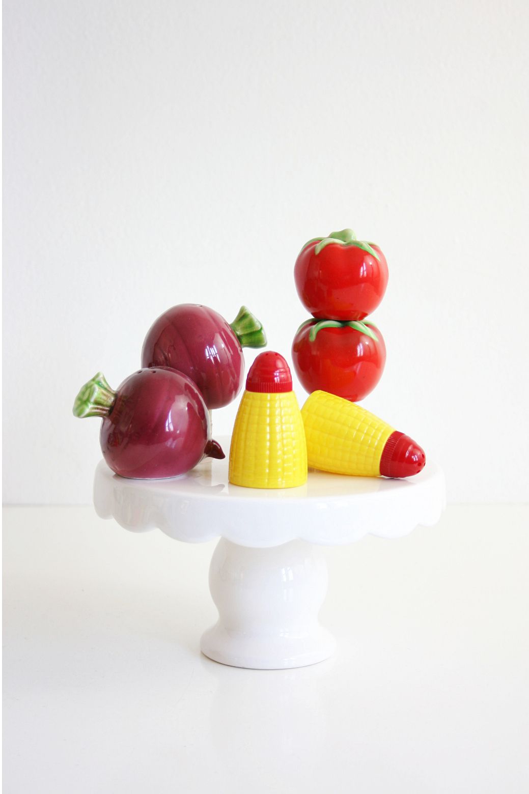 vegetable salt and pepper shakers