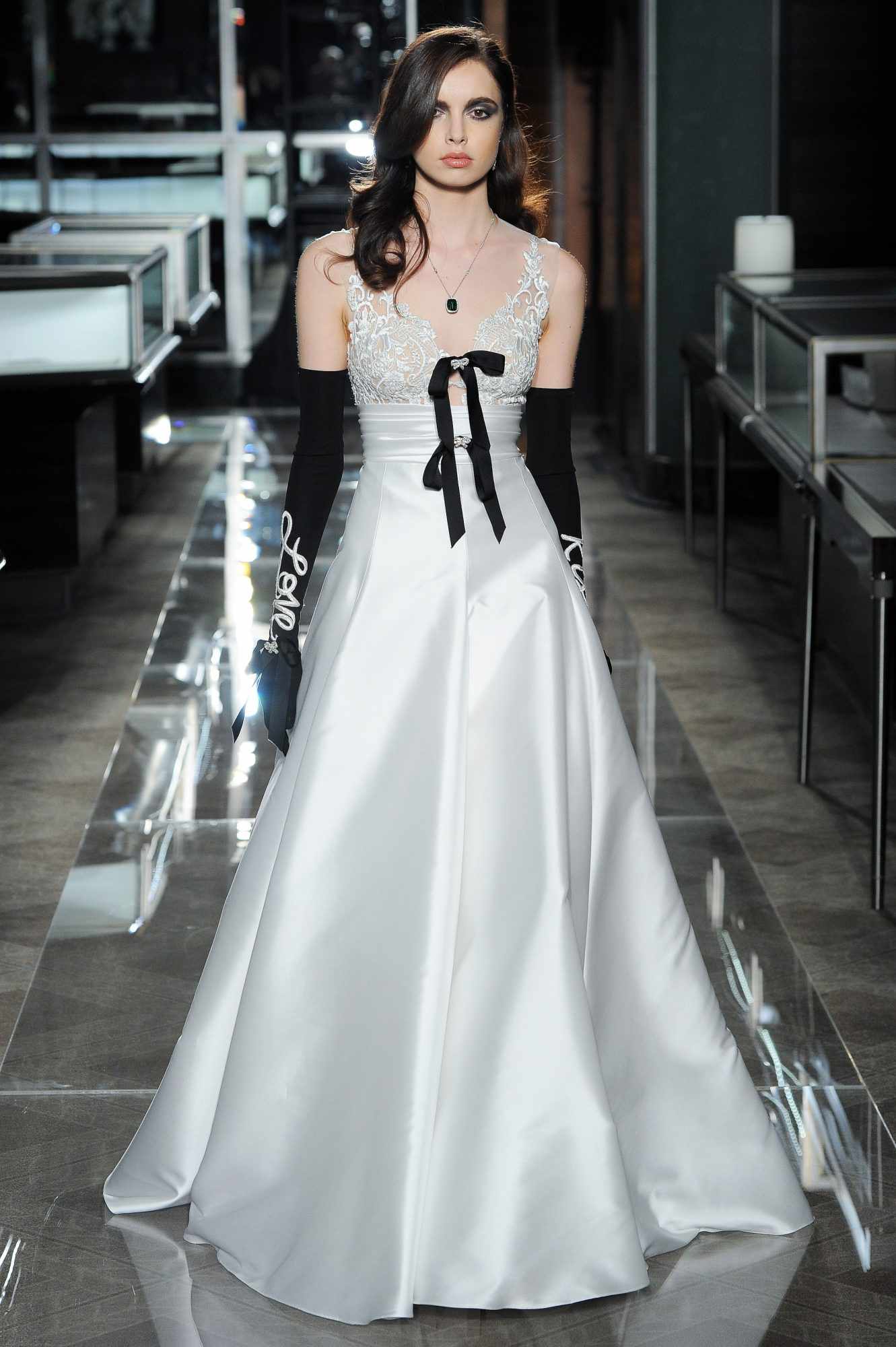 reem acra spring 2018 a-line wedding dress with black gloves