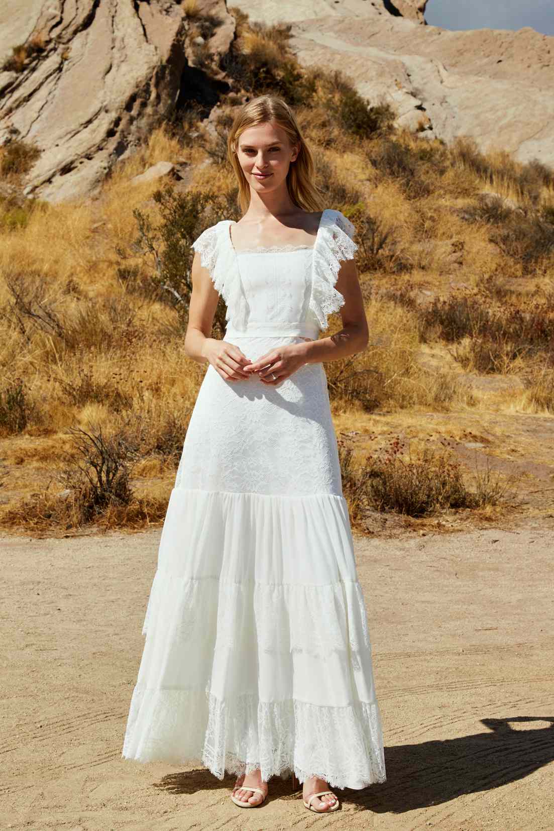 savannah miller fall 2018 tiered lace sleeve wedding dress