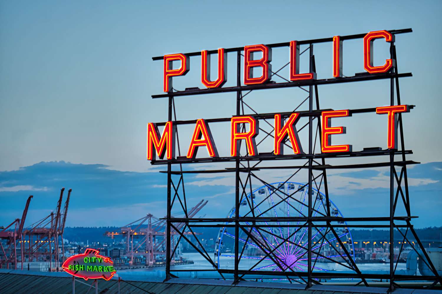 pikes place market sign