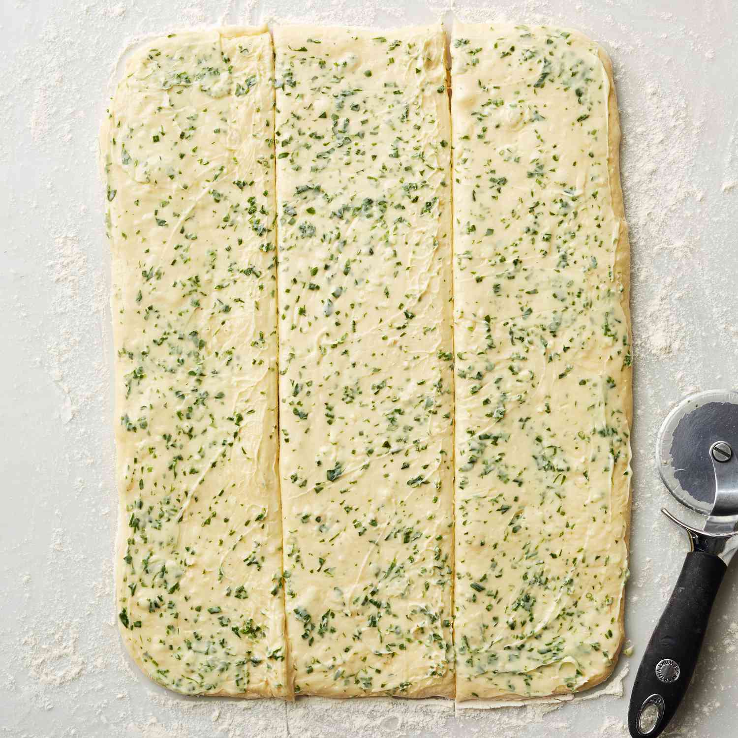 herb bread how to cut