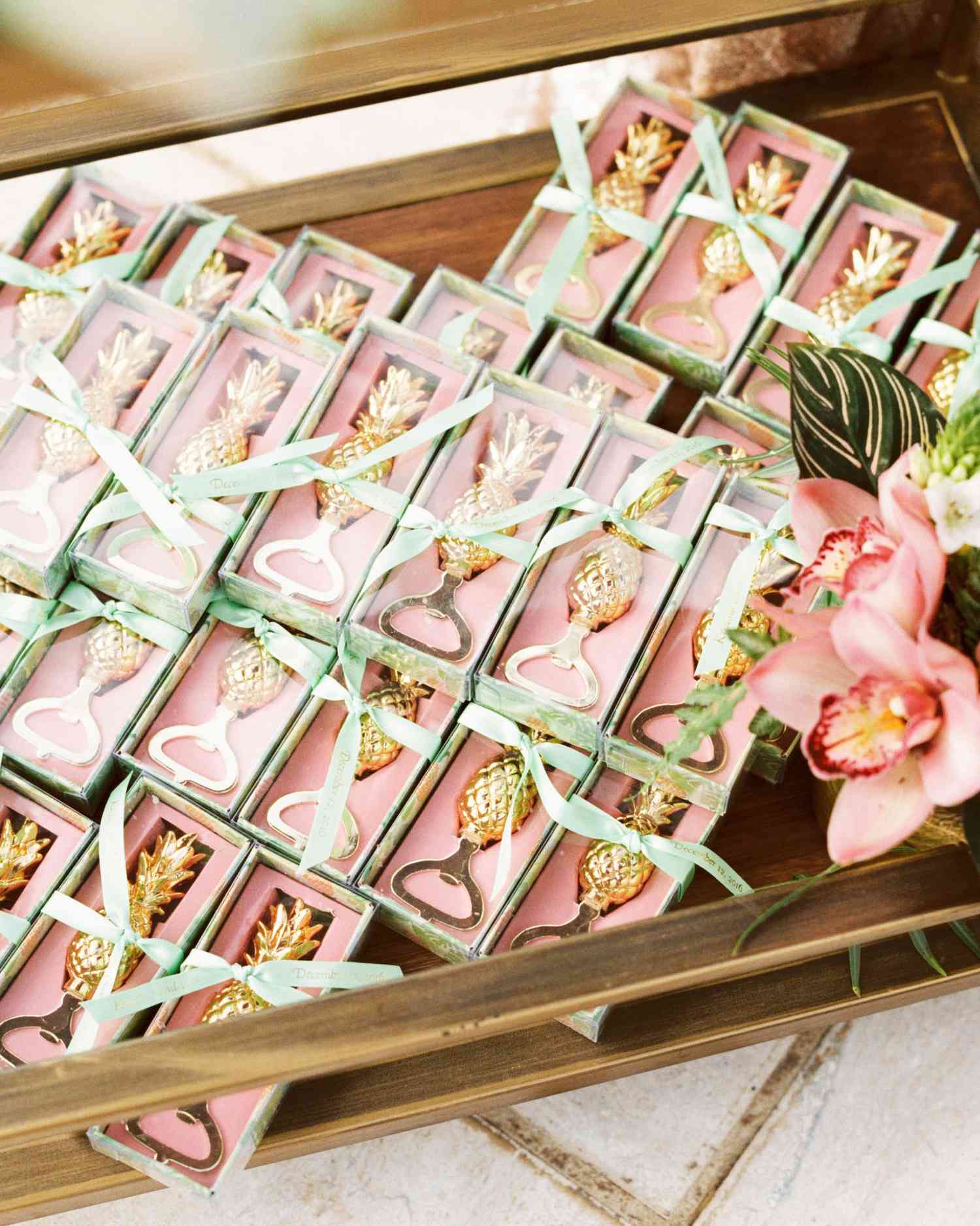50 Creative Wedding Favors That Will