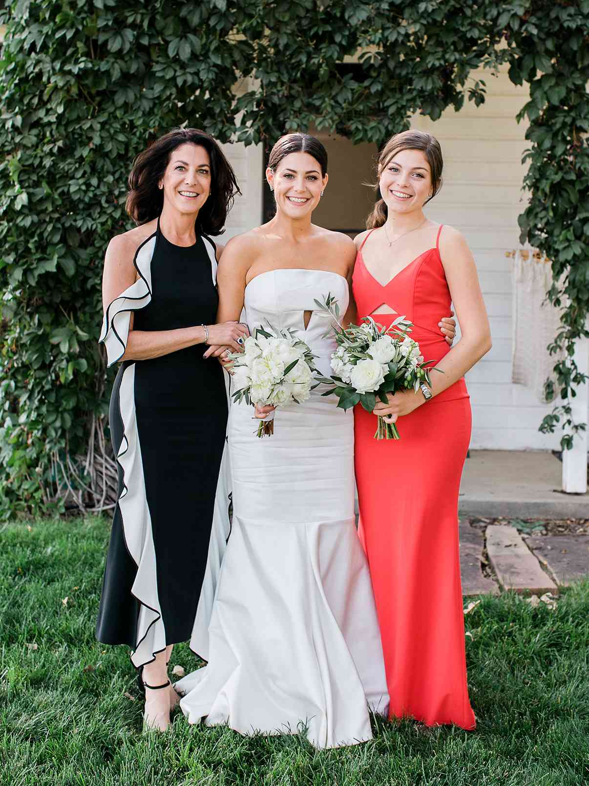 jamie jon wedding bride with family