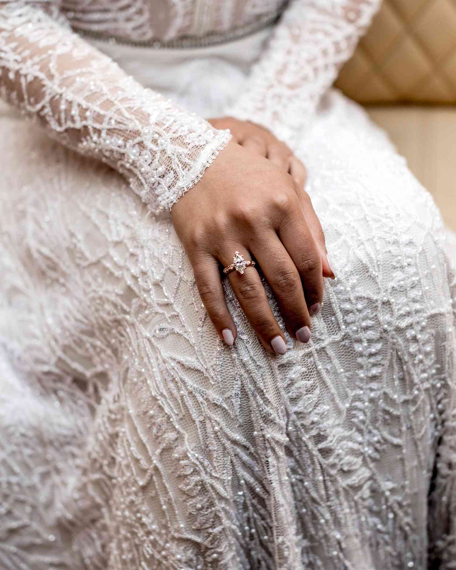 elle raymond venice wedding ring dress detail