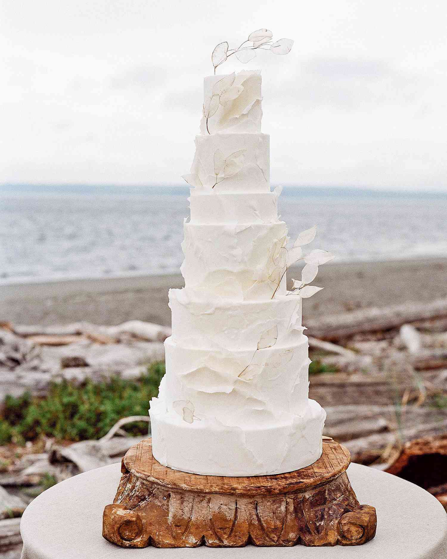 kaitlin dan wedding cake