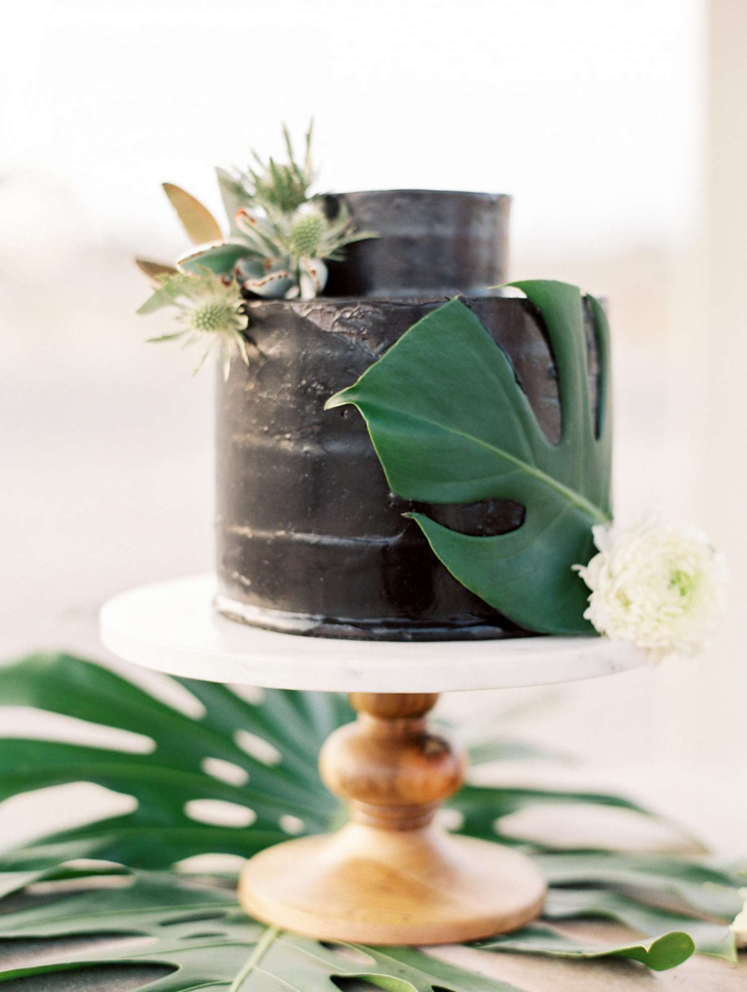 black wedding cake darcy benincosa pippacakery