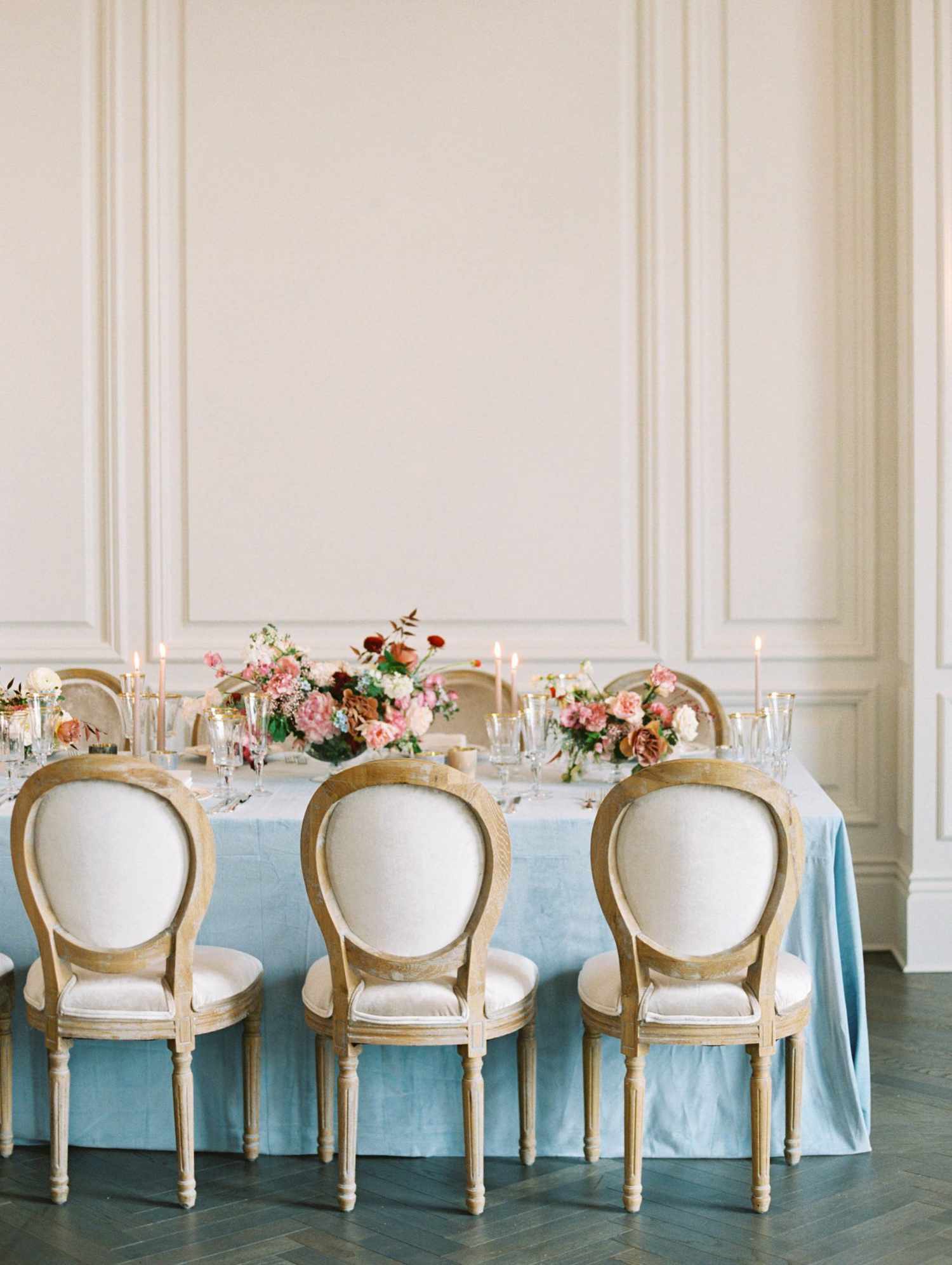 french blue table