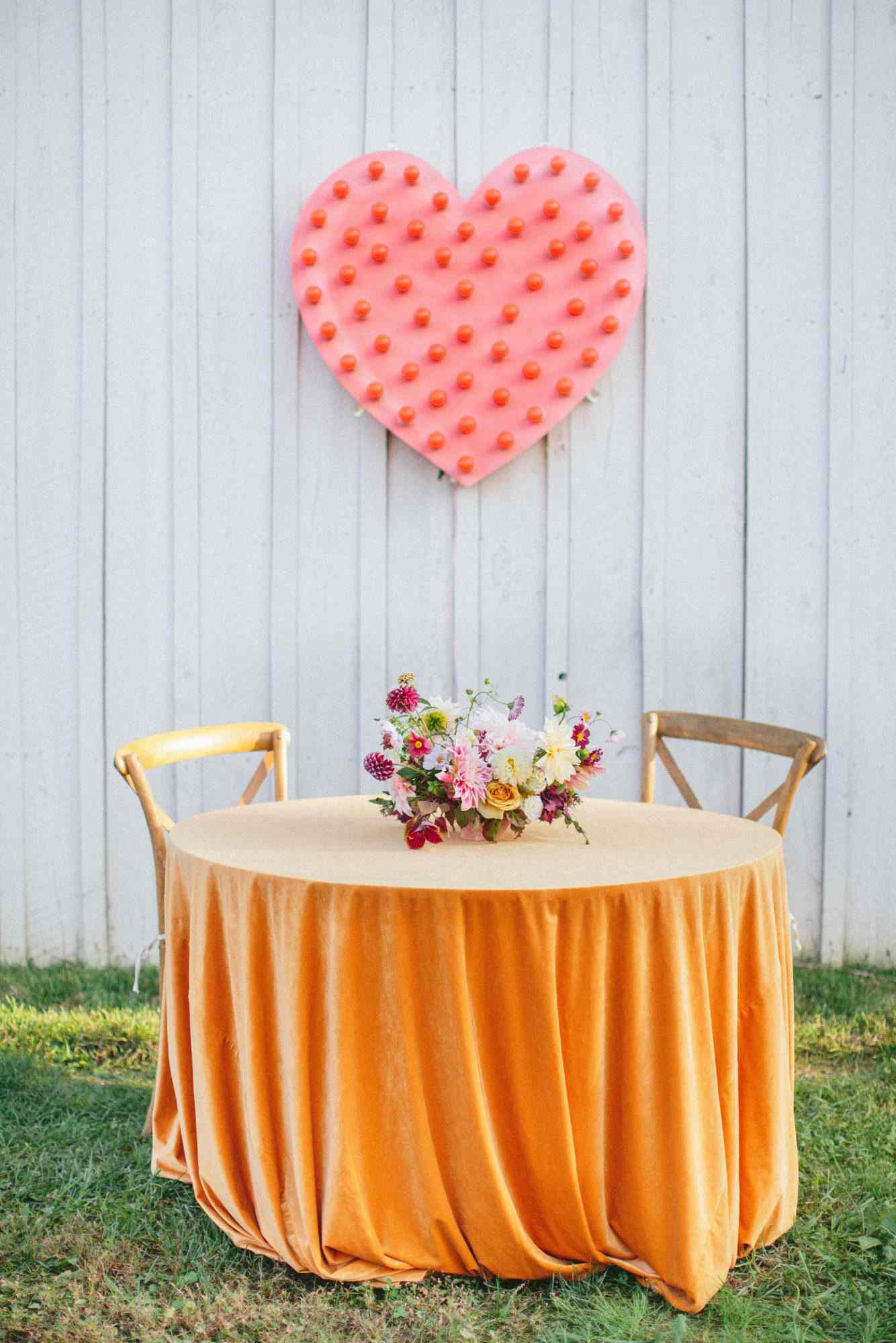 sweetheart table