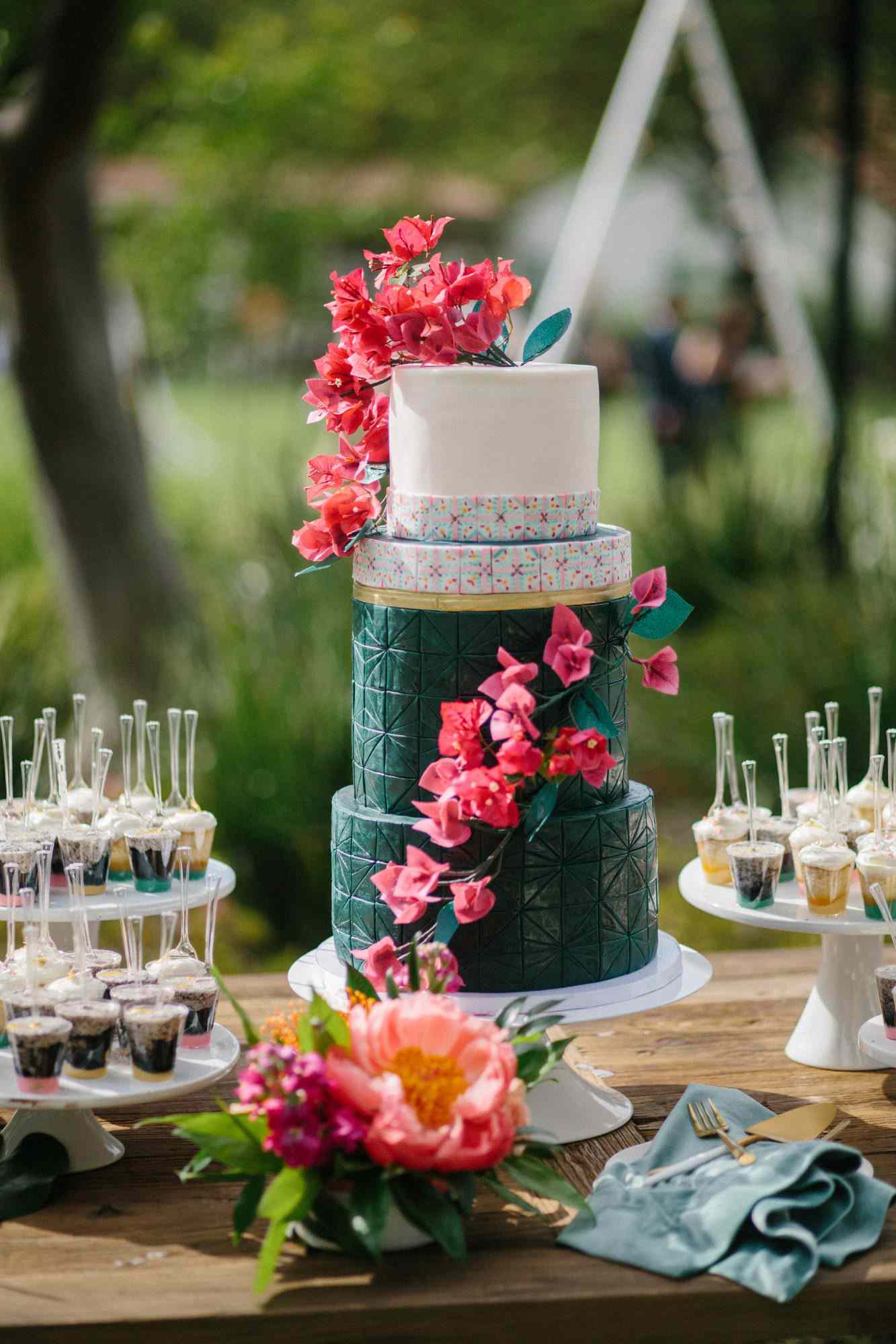 amy mark california green cake with bright pink flowers