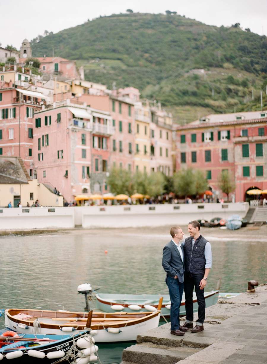 destination engagement couple italian cityscape dock