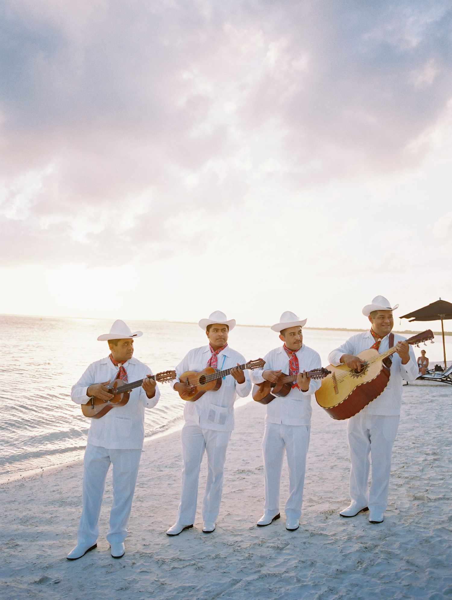 sara danny mexico wedding musicians on the beach