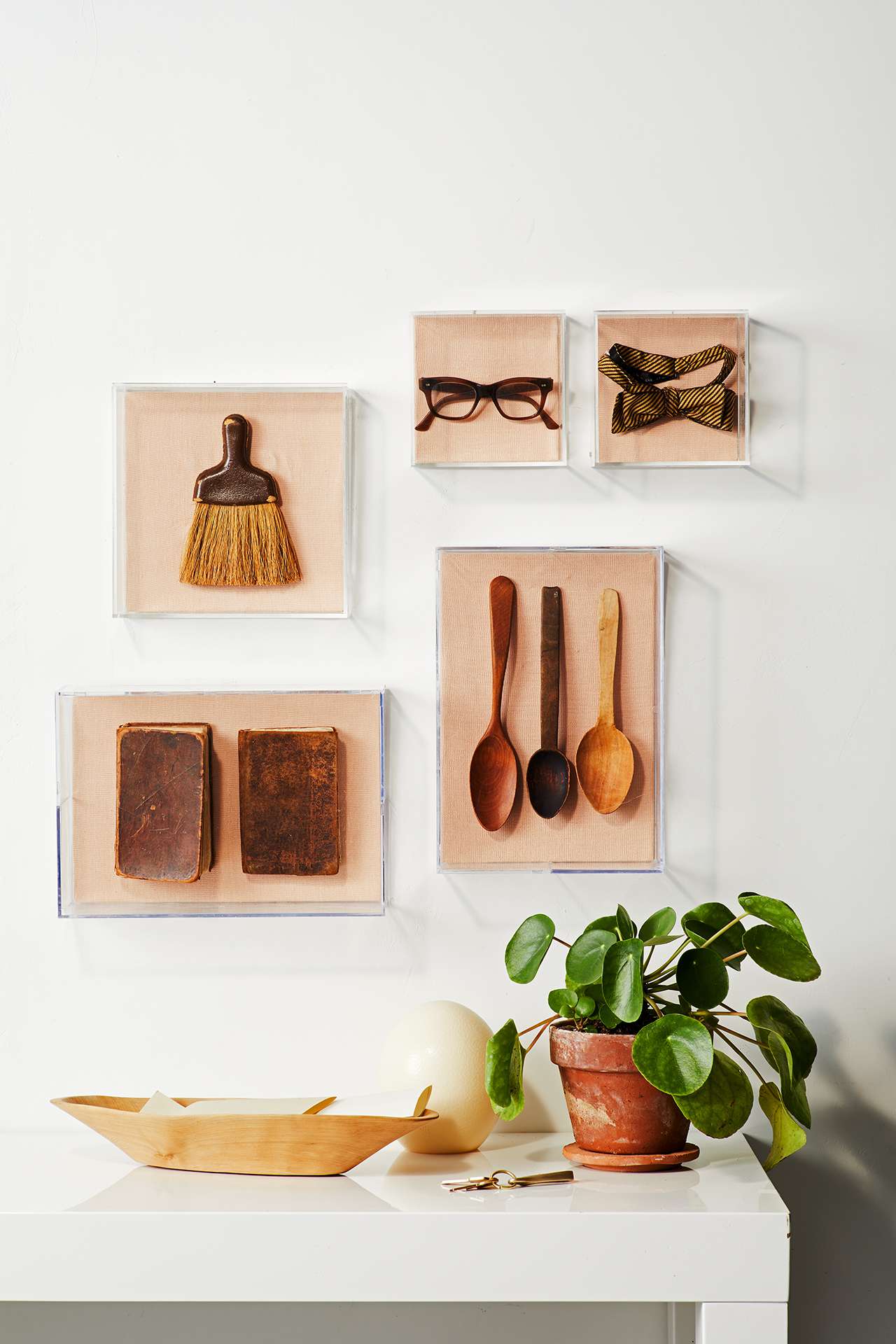 hanging wall decorations heirlooms in shadow boxes