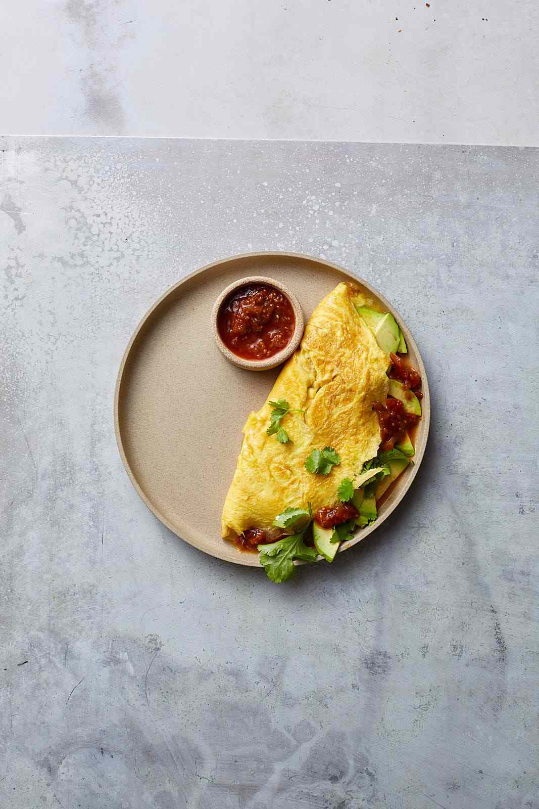 omelet with salsa and avocado