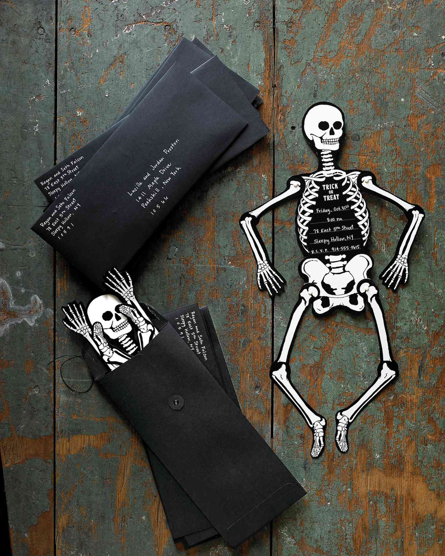 skeleton halloween invitation