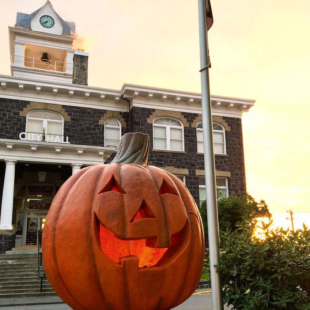 Spirit of Halloweentown in St. Helens, Oregon