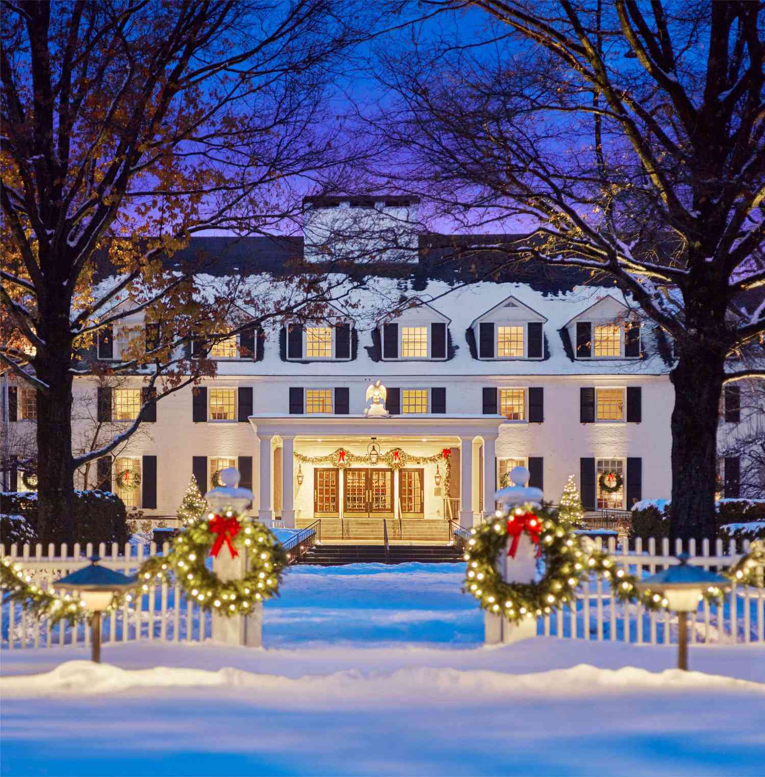 Woodstock Inn & Resort with holiday decorations