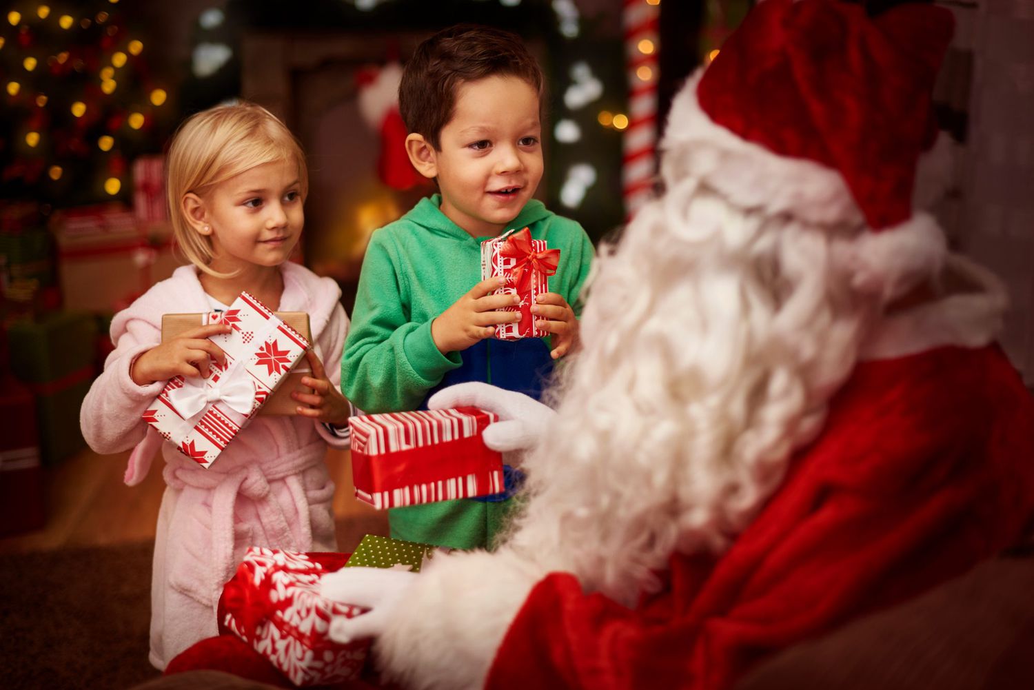 Operation Santa Lets You Grant Holiday Wishes for Kids in Need