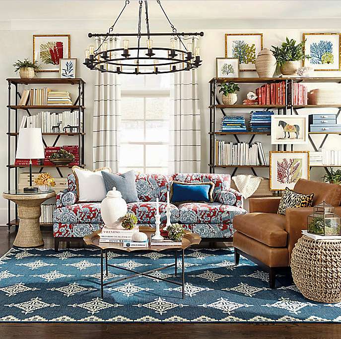 Decorative living room neutral linens