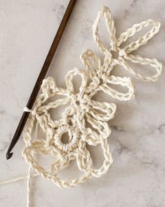 crochet-snowflakes-pattern4-f-1218_vert