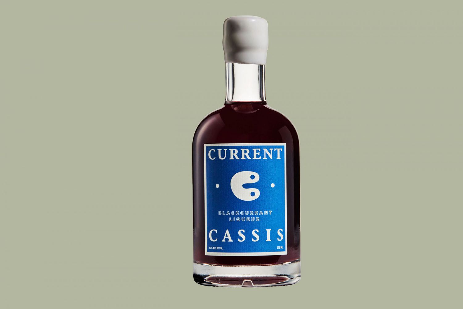 current cassis blackcurrant liquer bottle