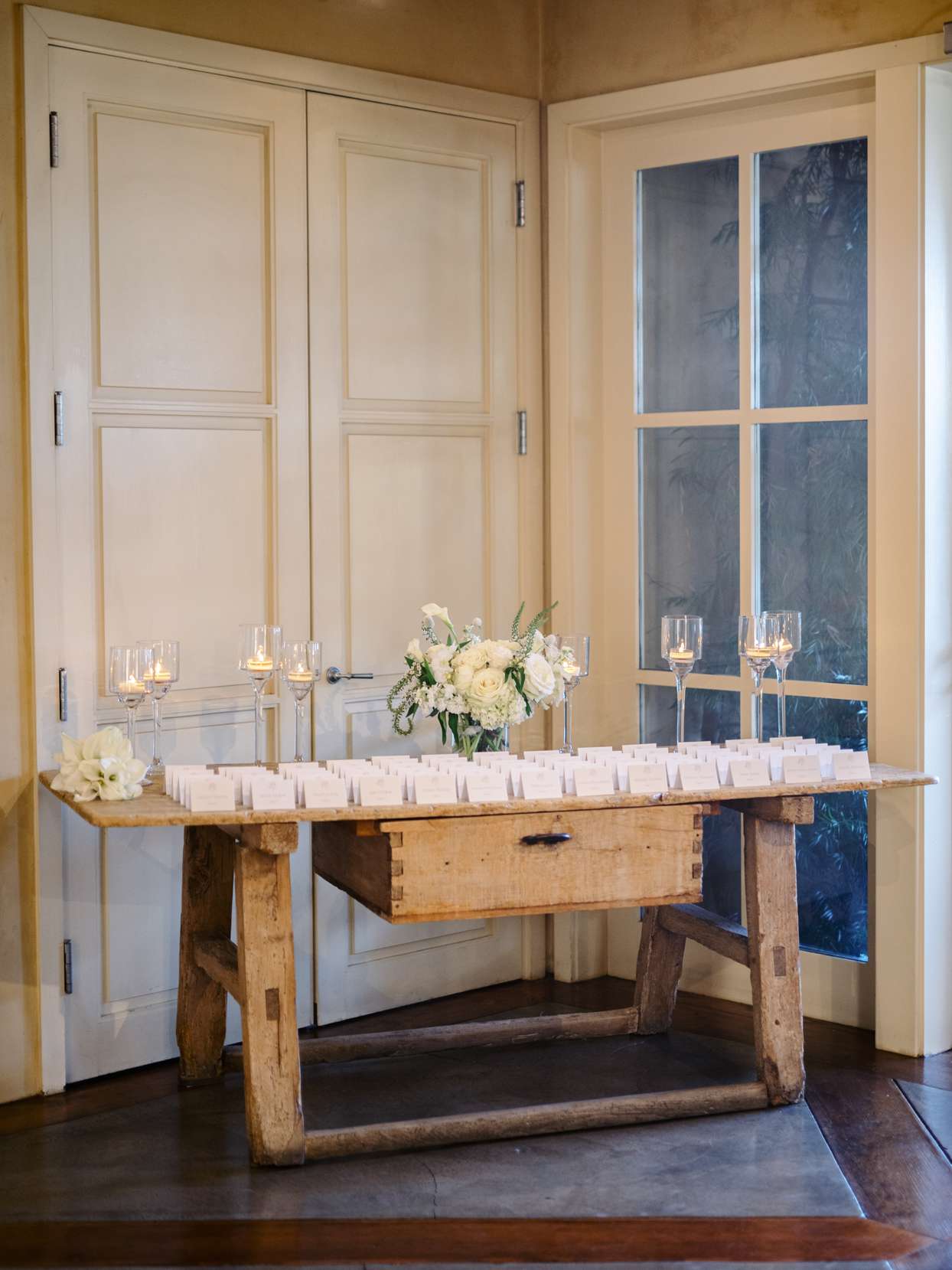 escort card in wooden table