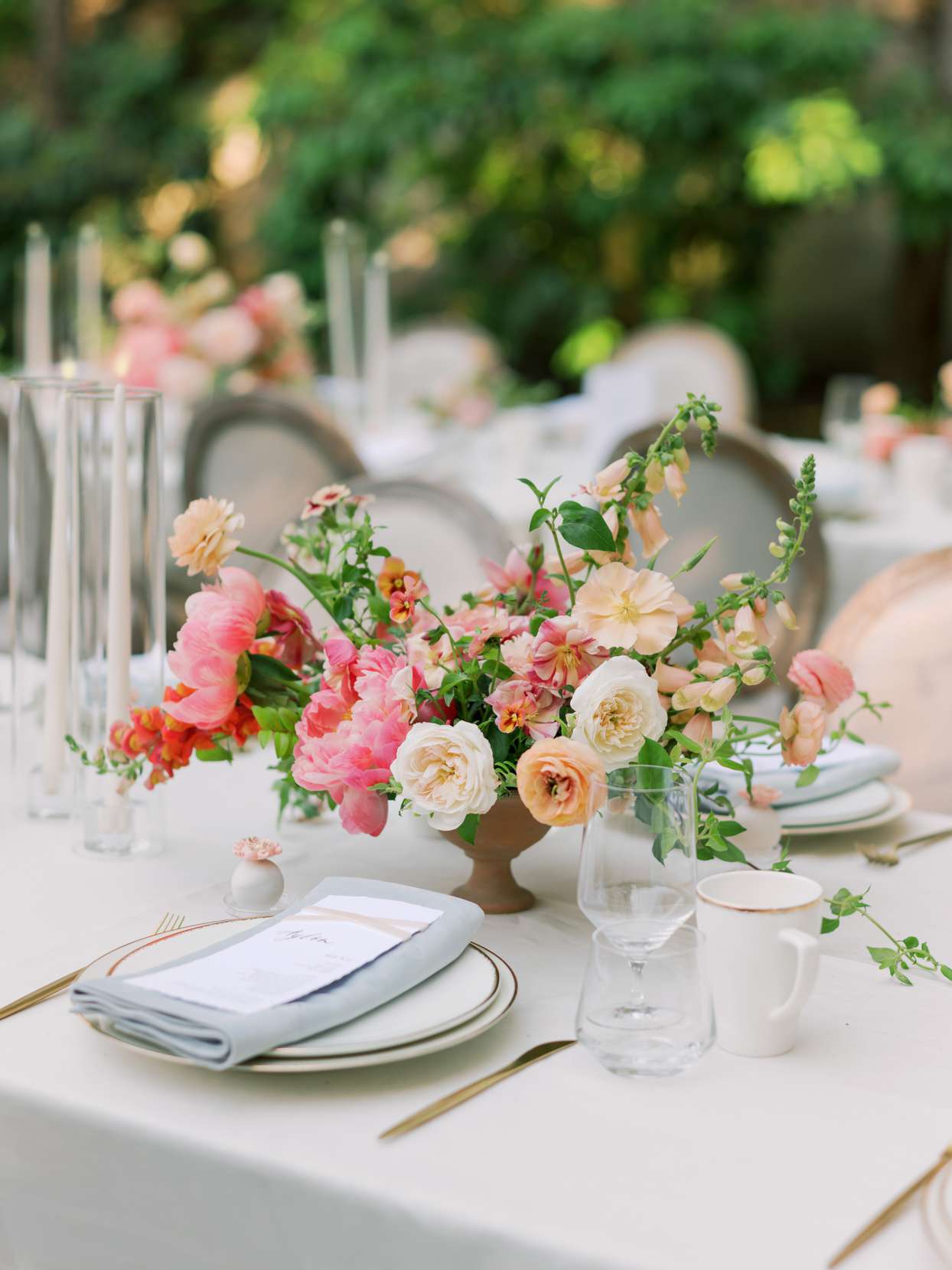 low pink and peach floral wedding centerpieces