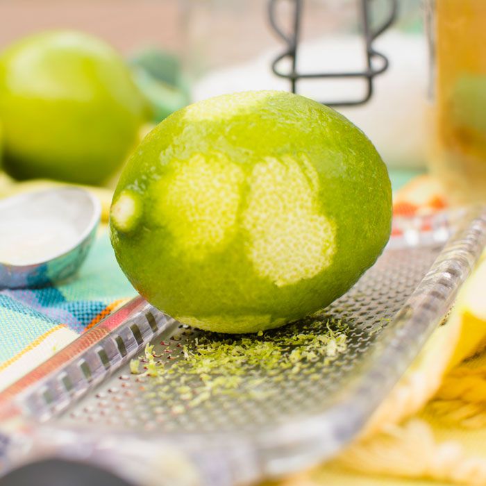 healthy-green-juice-smoothie-ingredients-citrus-peel