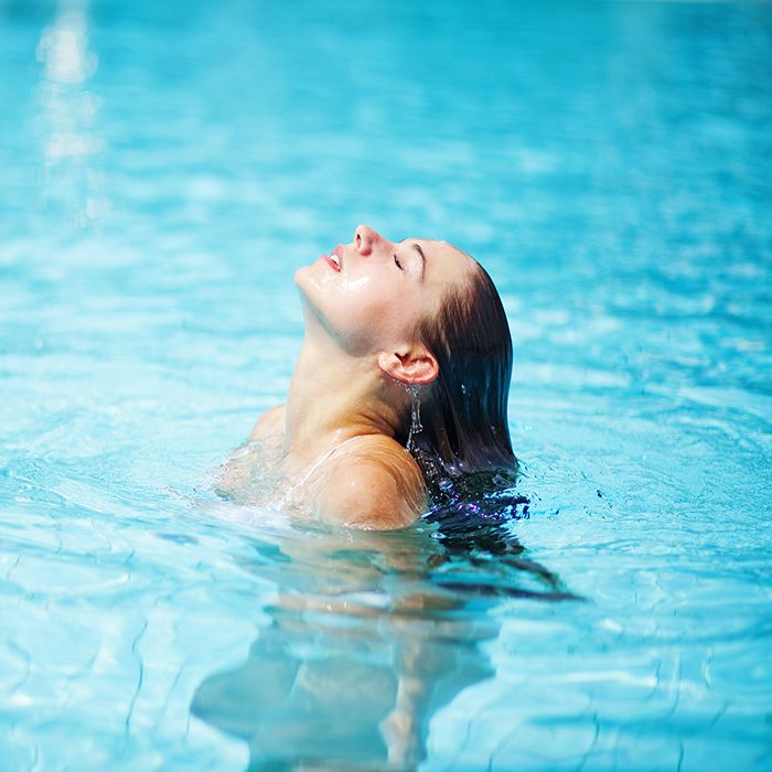 6 Ways to Revive Damaged Hair Post-Swim