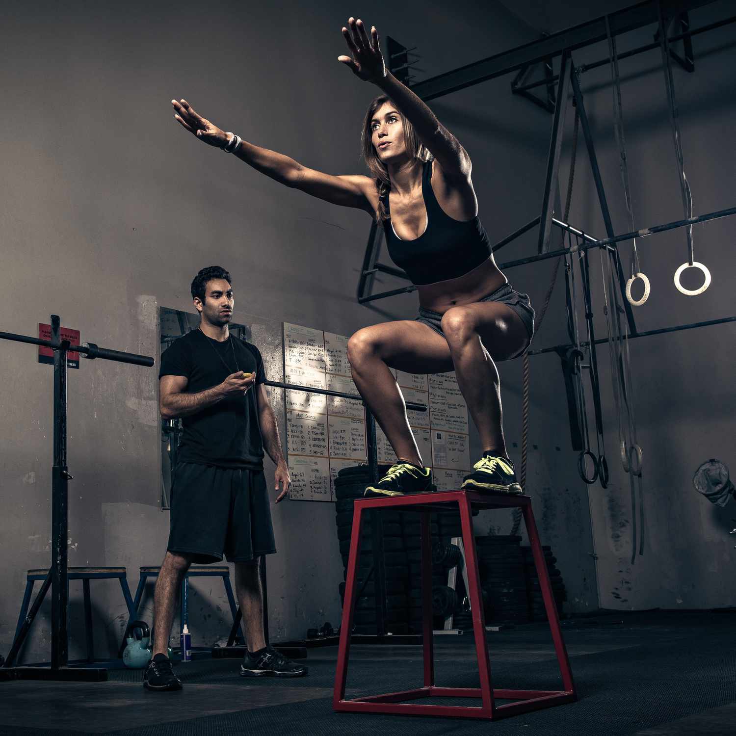woman-with-male-trainer.jpg