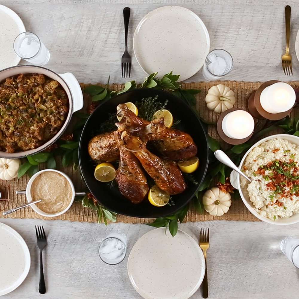 keto thanksgiving table
