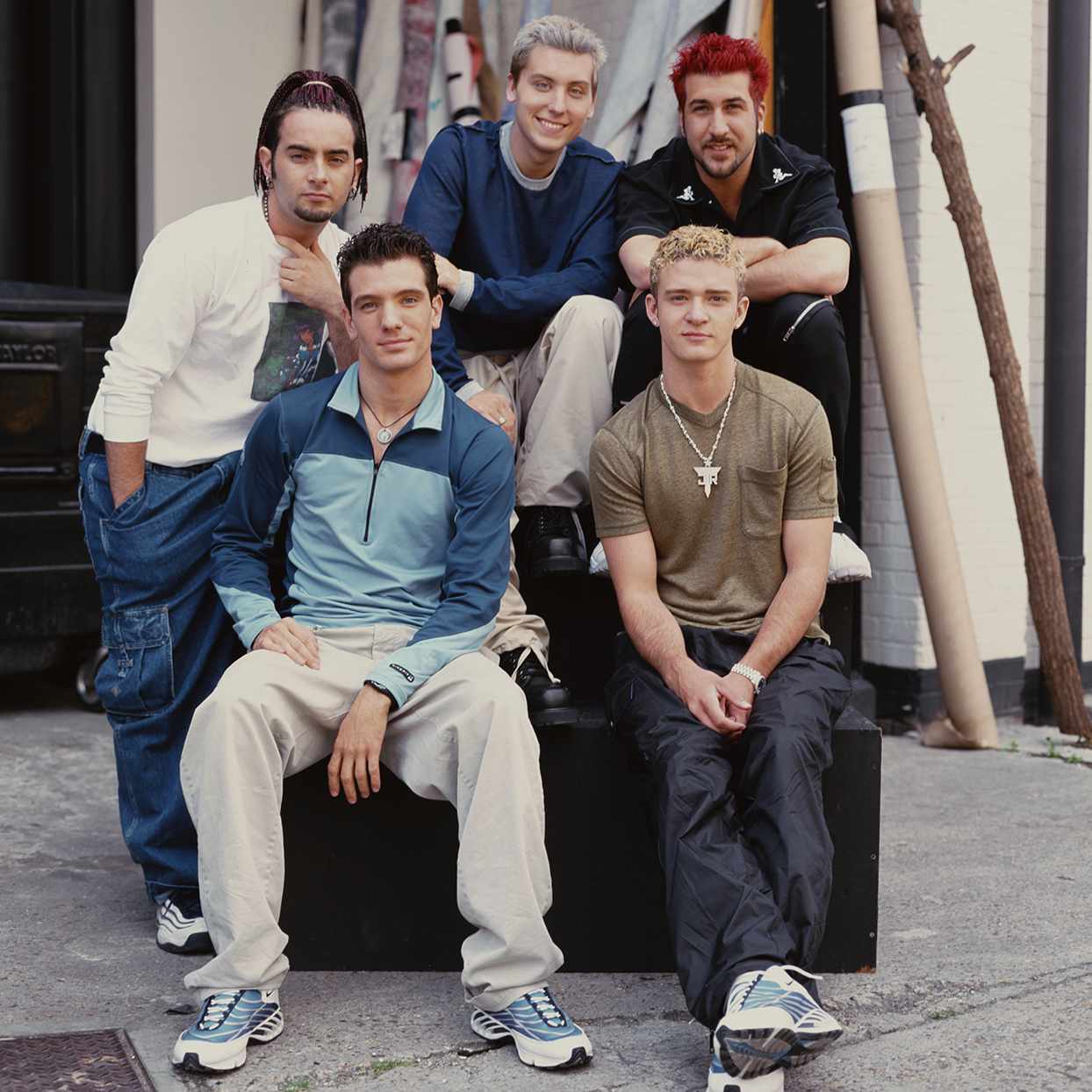 American boy band 'N Sync, circa 2001. Clockwise from back left, Chris Kirkpatrick, Lance Bass, Joey Fatone, Justin Timberlake and JC Chasez.
