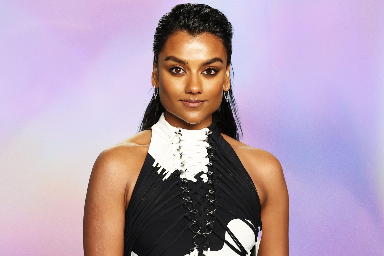 Simone Ashley attends the 2022 Vanity Fair Oscar Party hosted by Radhika Jones at Wallis Annenberg Center for the Performing Arts on March 27, 2022 in Beverly Hills, California.