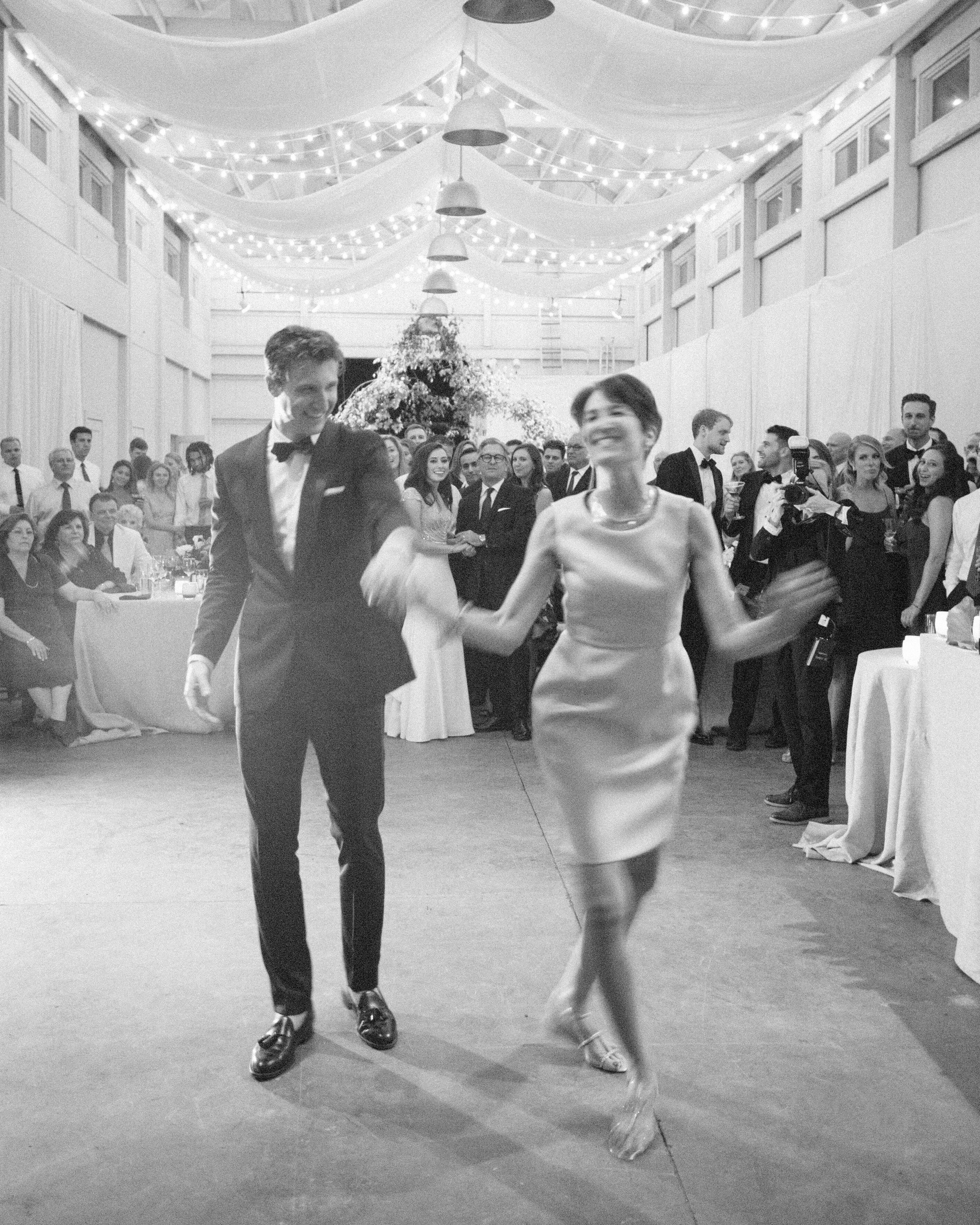 The Sweetest Mother Son Dance Photos From Real Weddings Martha