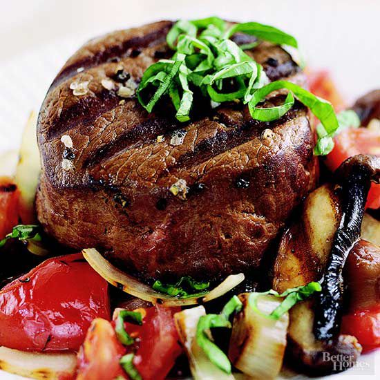 Grilled beef fillet with portobello relish