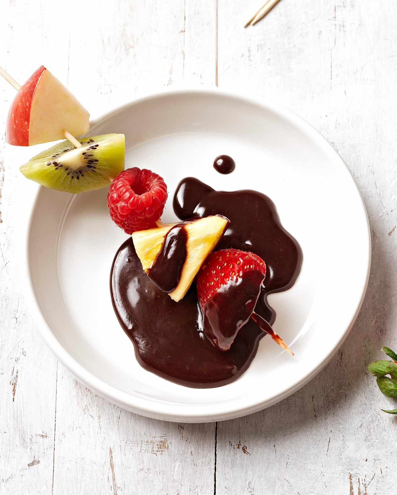 Dark Chocolate Fondue with Fruit Kabobs 