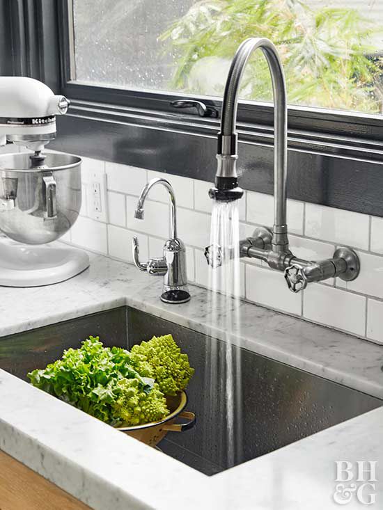 Kitchen Faucet Buying Tips Better Homes Gardens