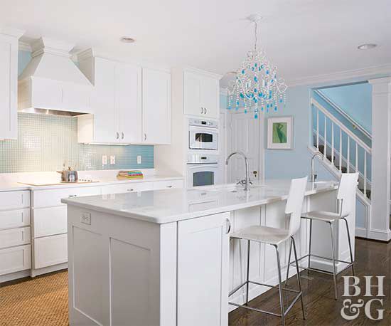 white kitchen, kitchen island, chandelier