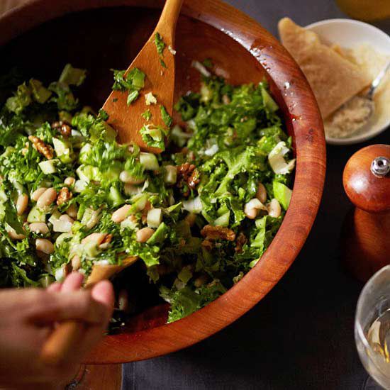 Green Salad with White Beans, Apples, and Walnuts