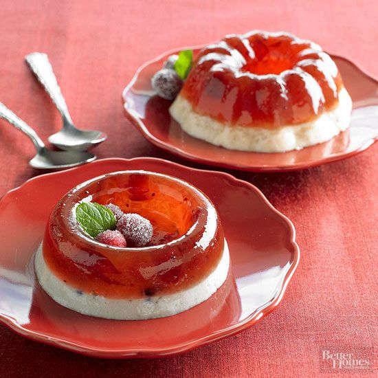 Layered Cranberry-Quince Mold