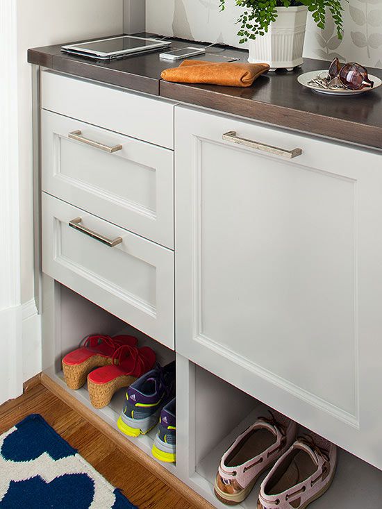 Small-Space Mudroom