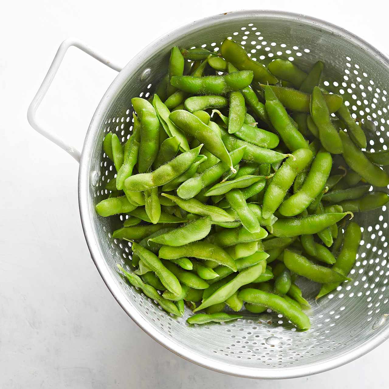 How to Make Edamame in 5 Minutes or Less | Better Homes & Gardens